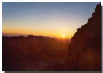 Soloppgang p� Sinai fjellet